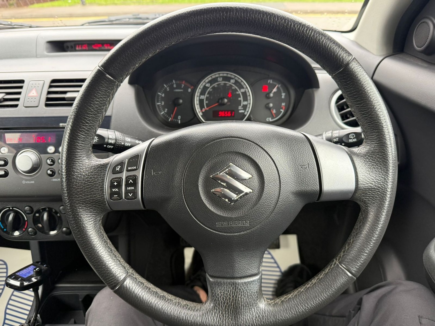 Used Suzuki Swift 2011 for sale - 77685854: Photo 18