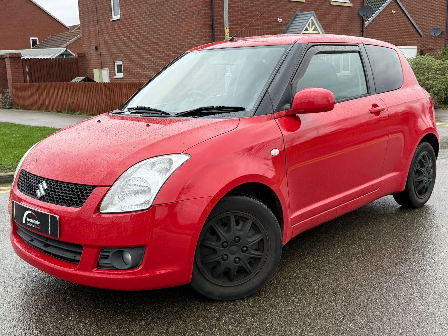 Used Suzuki Swift 2011 for sale - 77685854: Photo 2