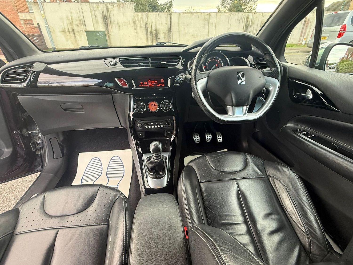 Used Citroen DS3 2014 for sale - 77269479: Photo 10