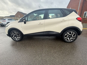 Used Renault Captur 2016 for sale - 77526252: Photo