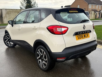 Used Renault Captur 2016 for sale - 77526252: Photo