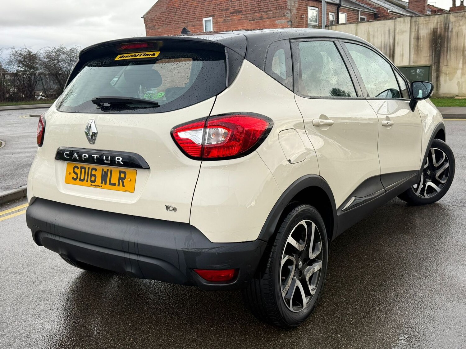 Used Renault Captur 2016 for sale - 77526252: Photo 6