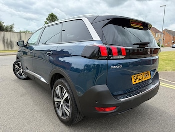 Used Peugeot 5008 2023 for sale - 78802917: Photo