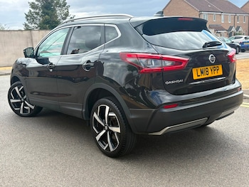 Used Nissan Qashqai 2018 for sale - 79504070: Photo