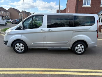 Used Ford Tourneo Custom 2016 for sale - 79854908: Photo