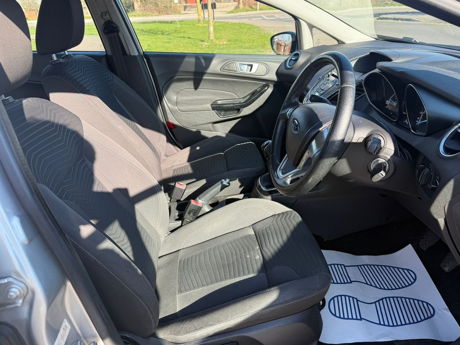 Used Ford Fiesta 2015 for sale - 77960077: Photo 17