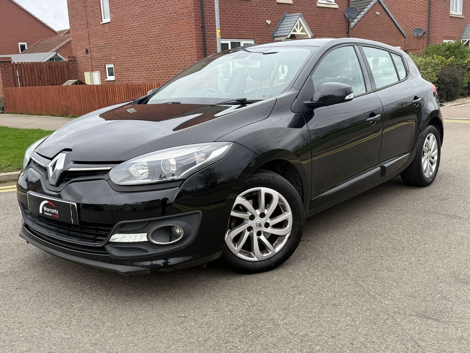 Used Renault Megane 2014 for sale - 77685837: Photo 2