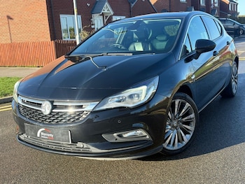 Used Vauxhall Astra 2017 for sale - 77365618: Photo