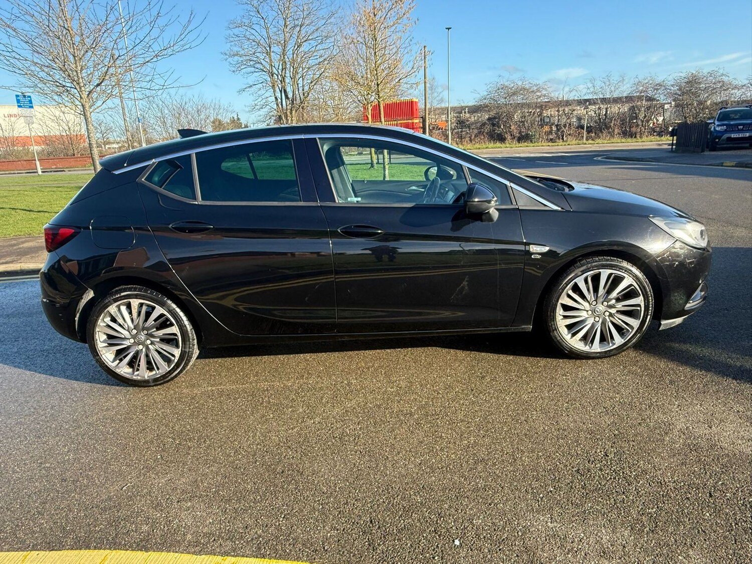 Used Vauxhall Astra 2017 for sale - 77365618: Photo 8