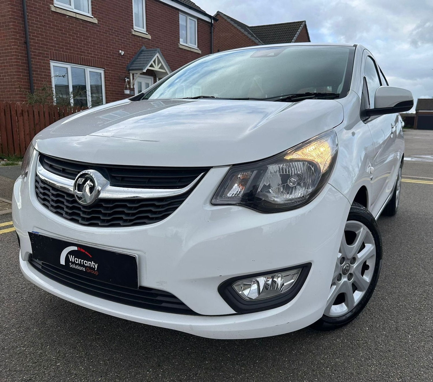 Used Vauxhall Viva 2016 for sale - 77894052: Photo 1
