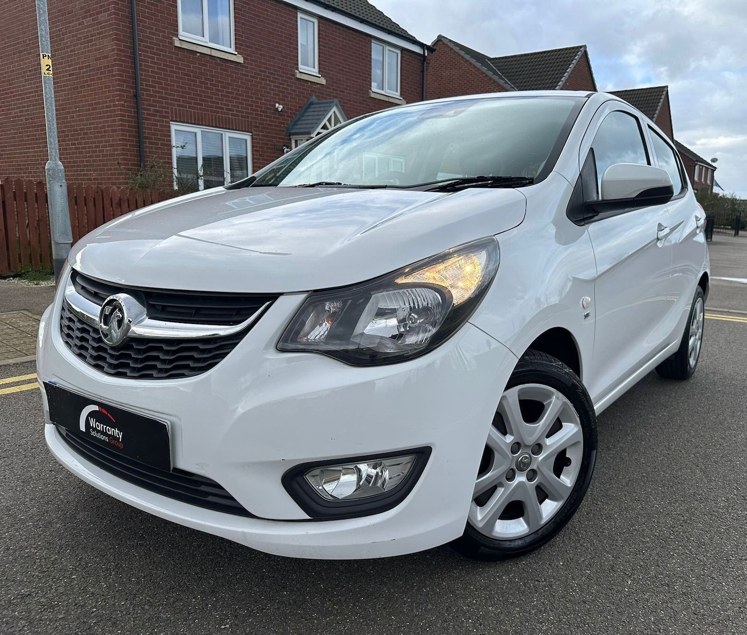 Used Vauxhall Viva 2016 for sale - 77894052: Photo 2