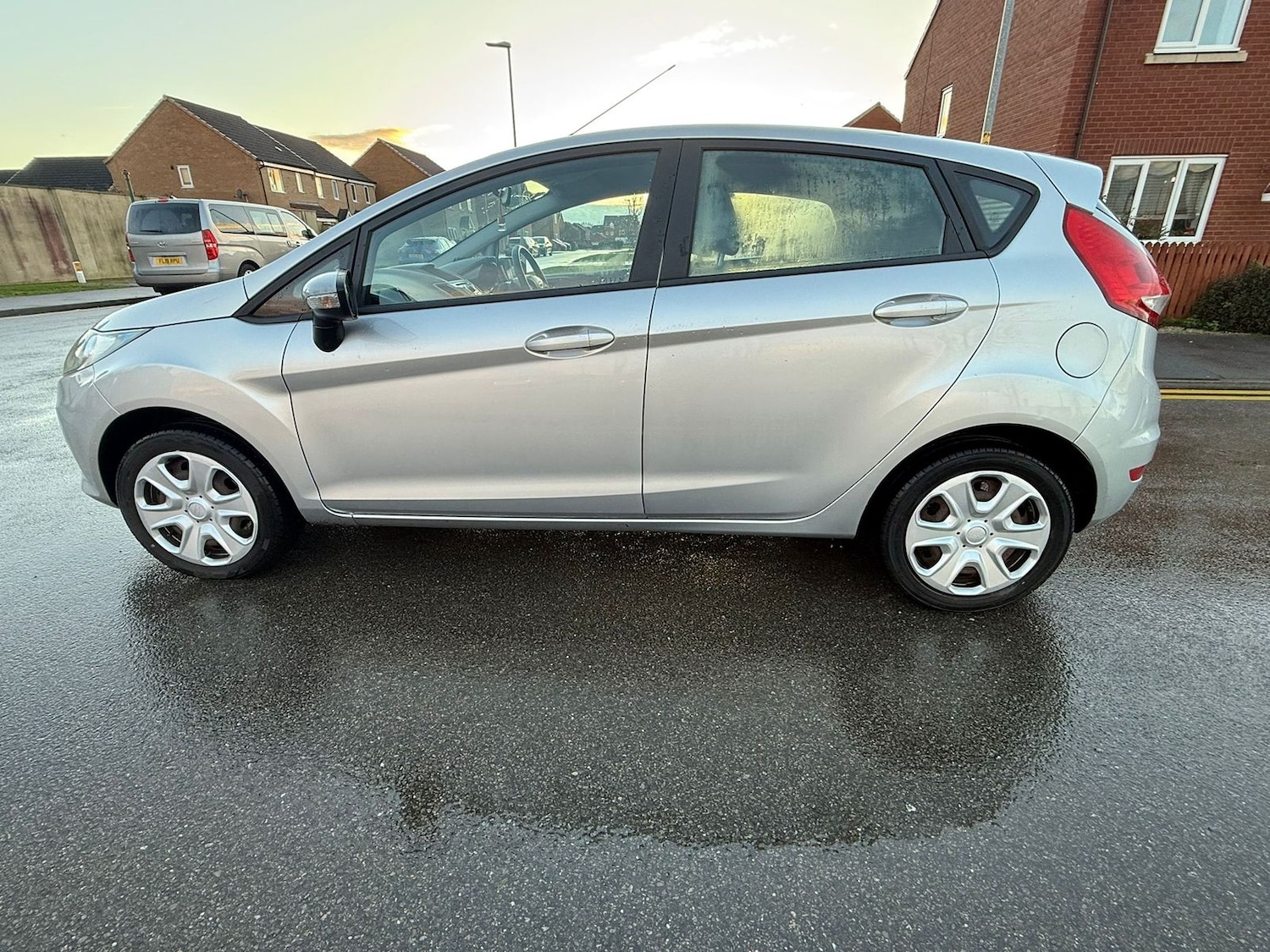 Used Ford Fiesta 2010 for sale - 77634713: Photo 3