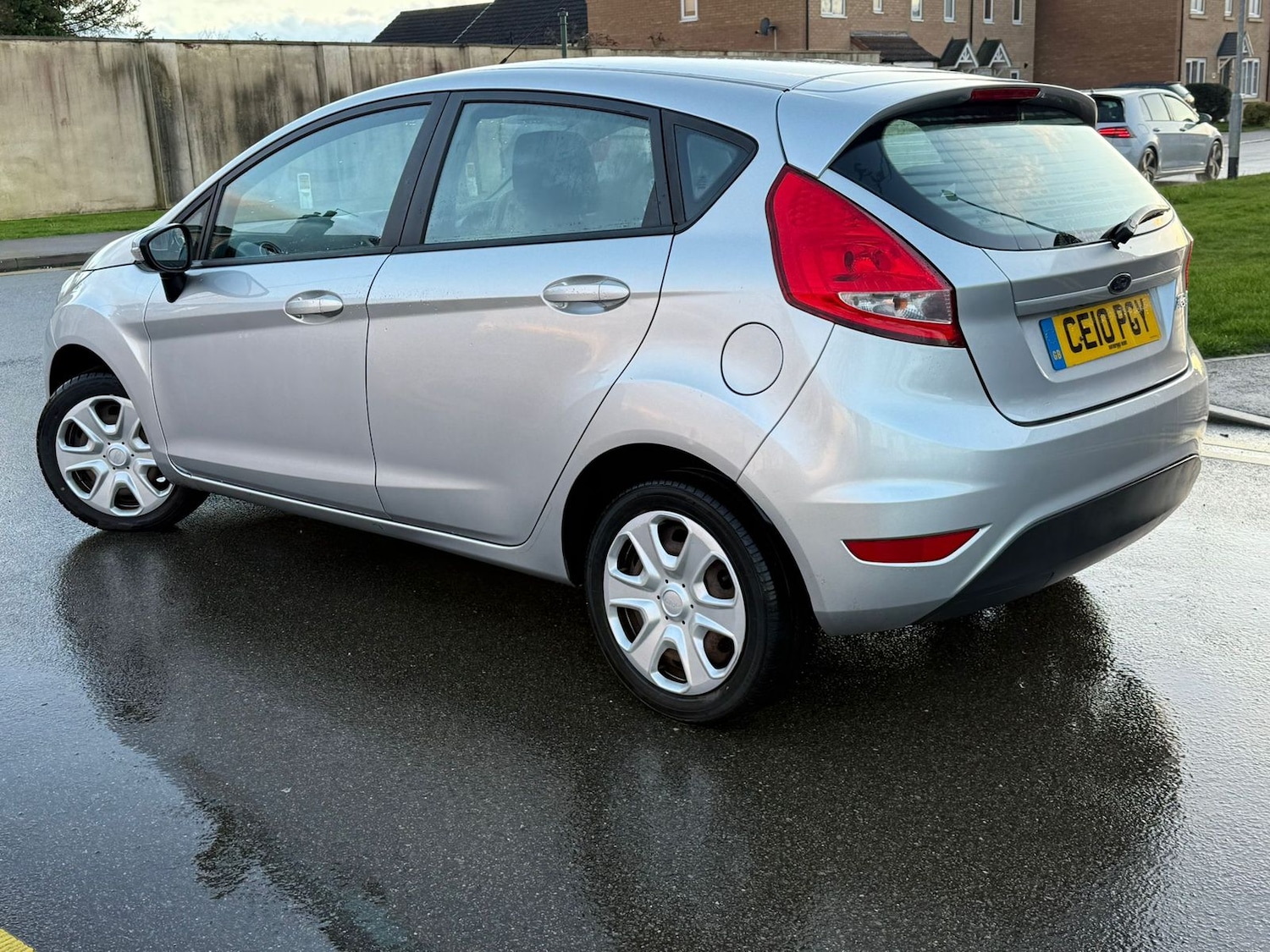 Used Ford Fiesta 2010 for sale - 77634713: Photo 4