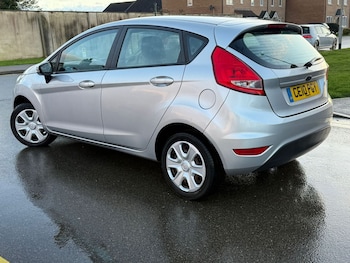 Used Ford Fiesta 2010 for sale - 77634713: Photo