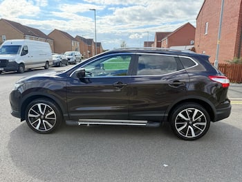 Used Nissan Qashqai 2015 for sale - 79854903: Photo