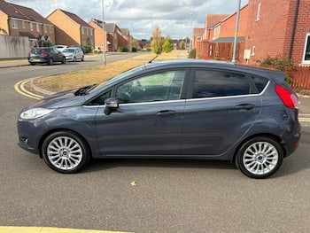Used Ford Fiesta 2014 for sale - 79628328: Photo