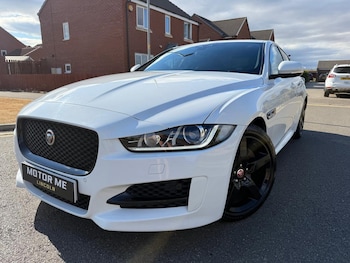 Used Jaguar XE 2018 for sale - 79342653: Photo