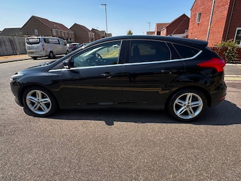Used Ford Focus 2015 for sale - 79175471: Photo