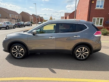 Used Nissan X-Trail 2017 for sale - 79547968: Photo
