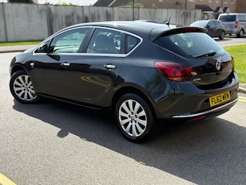 Used Vauxhall Astra 2012 for sale - 78293843: Photo