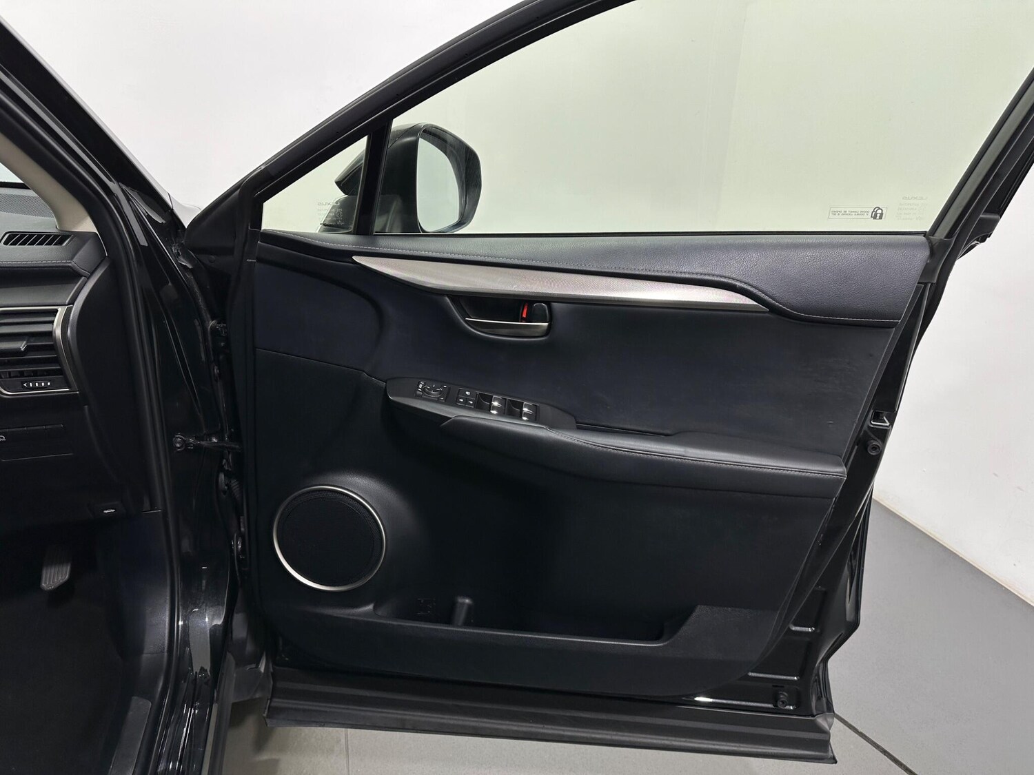 Used Lexus NX for sale - 77496385: Photo 34