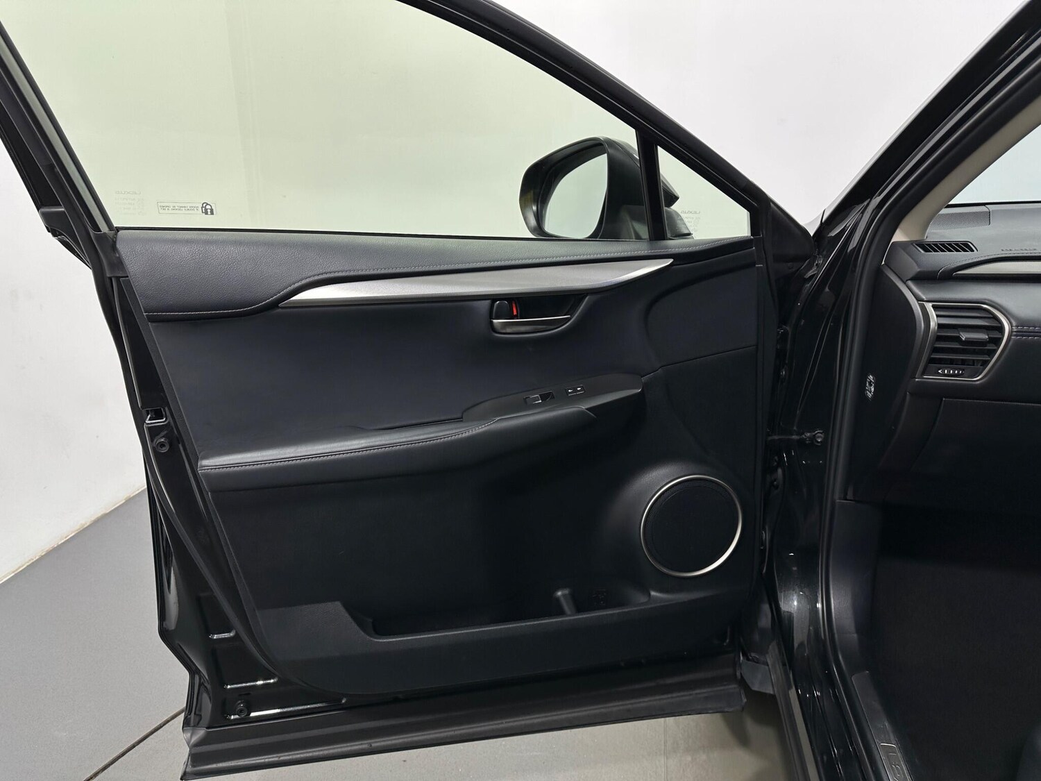 Used Lexus NX for sale - 77496385: Photo 37