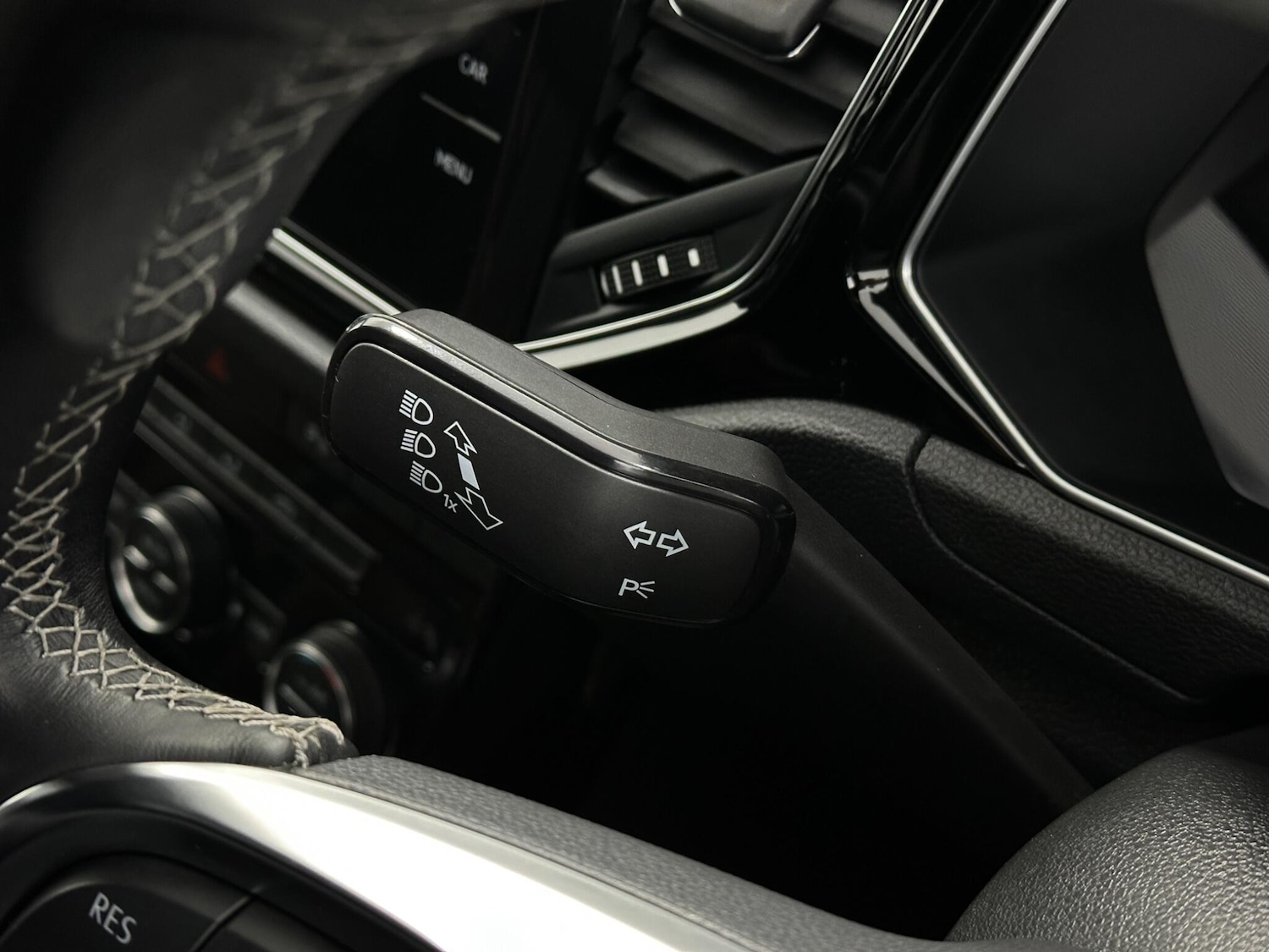 Used Volkswagen T-Roc 2021 for sale - 77344516: Photo 14