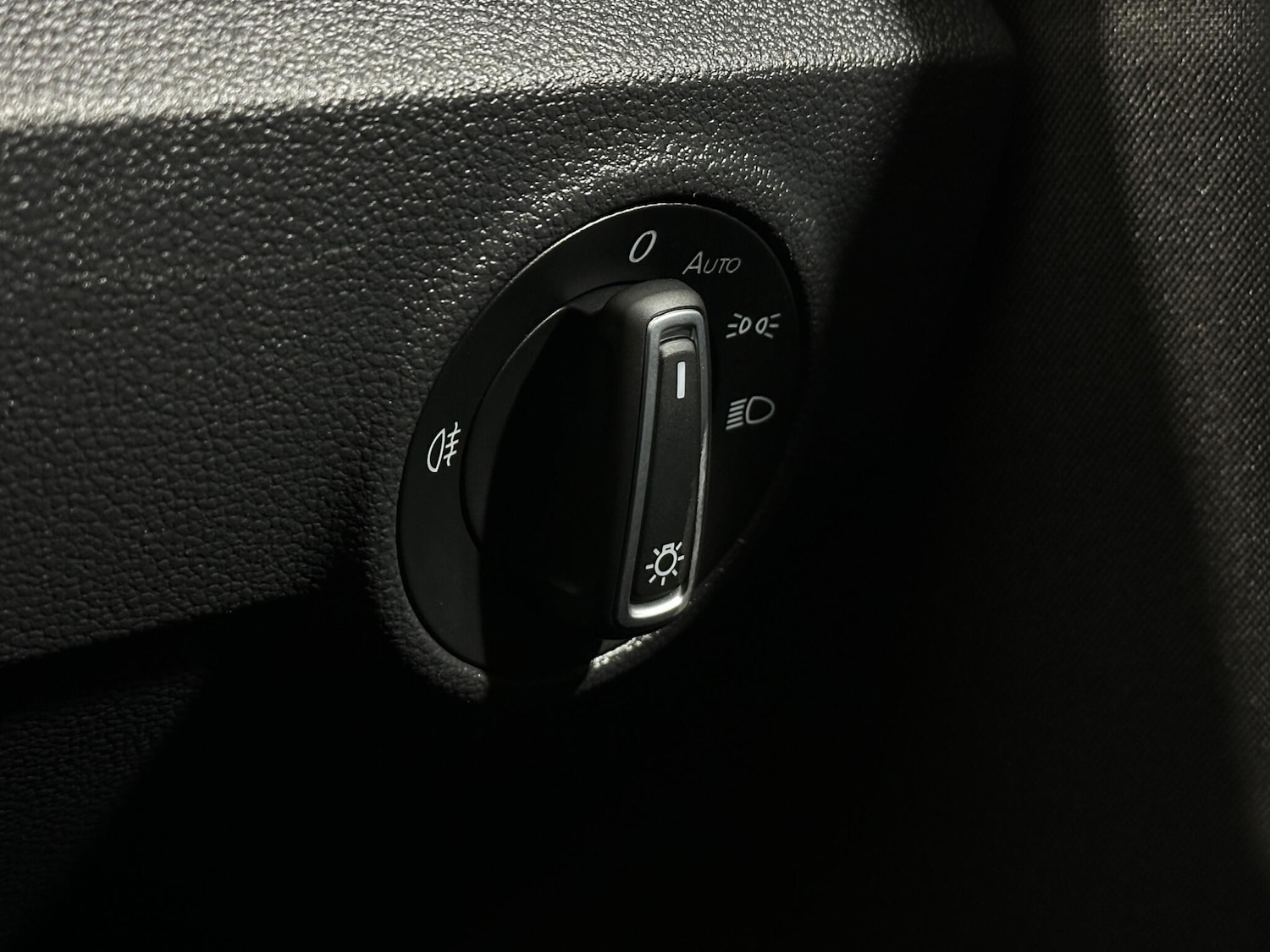 Used Volkswagen T-Roc 2021 for sale - 77344516: Photo 18