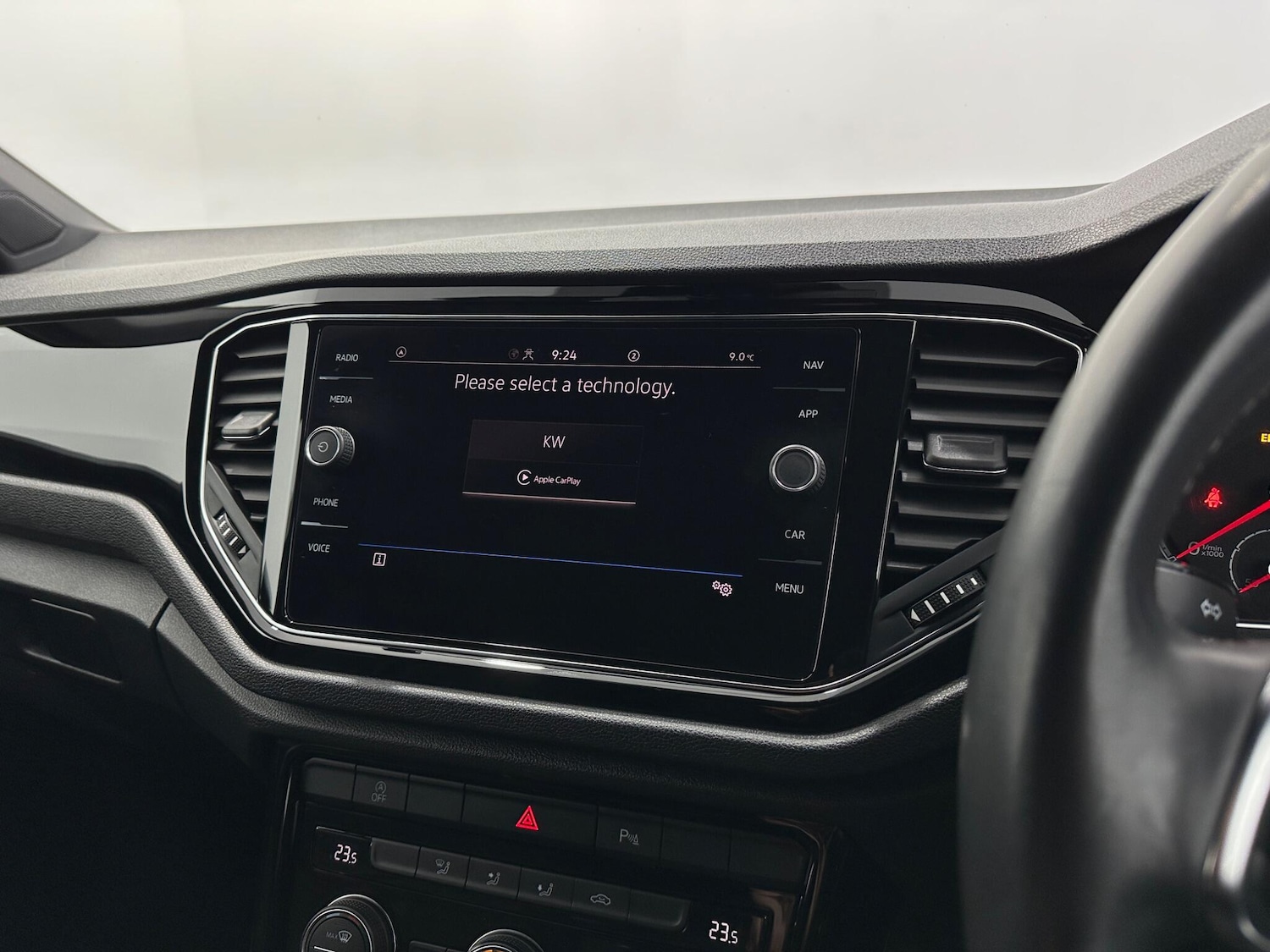 Used Volkswagen T-Roc 2021 for sale - 77344516: Photo 24