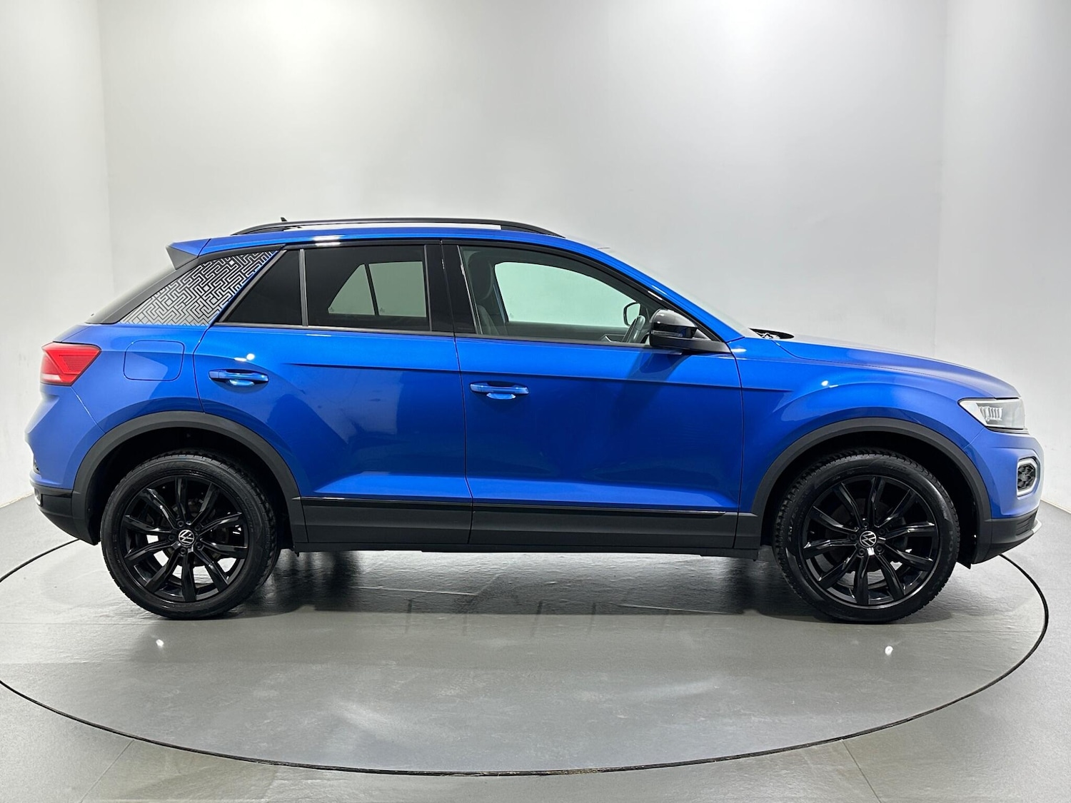 Used Volkswagen T-Roc 2021 for sale - 77344516: Photo 9