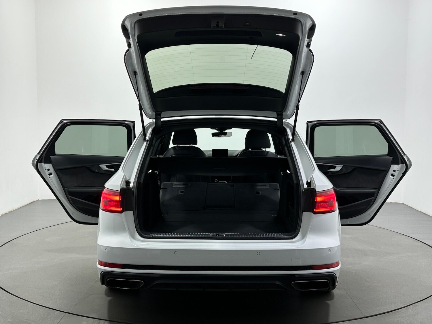 Used Audi A4 2019 for sale - 78204056: Photo 46