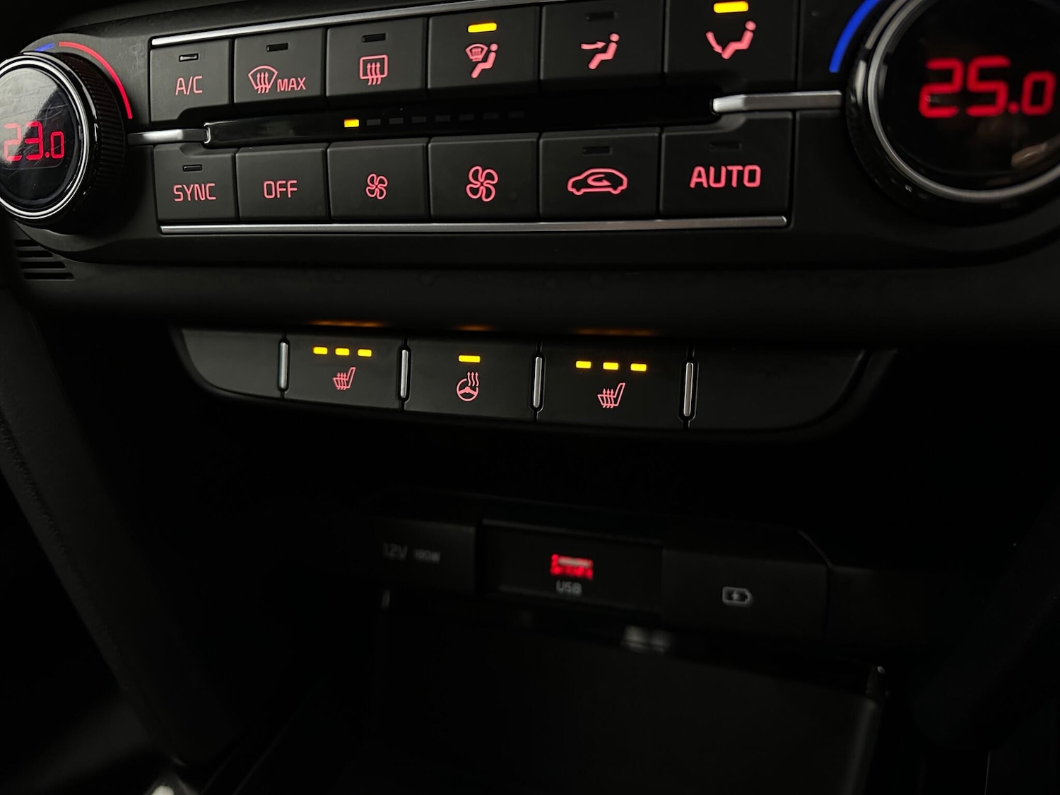 Used Kia Ceed 2022 for sale - 77549952: Photo 22