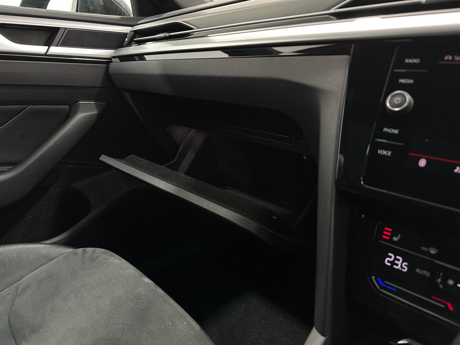 Used Volkswagen Arteon 2022 for sale - 77054030: Photo 27