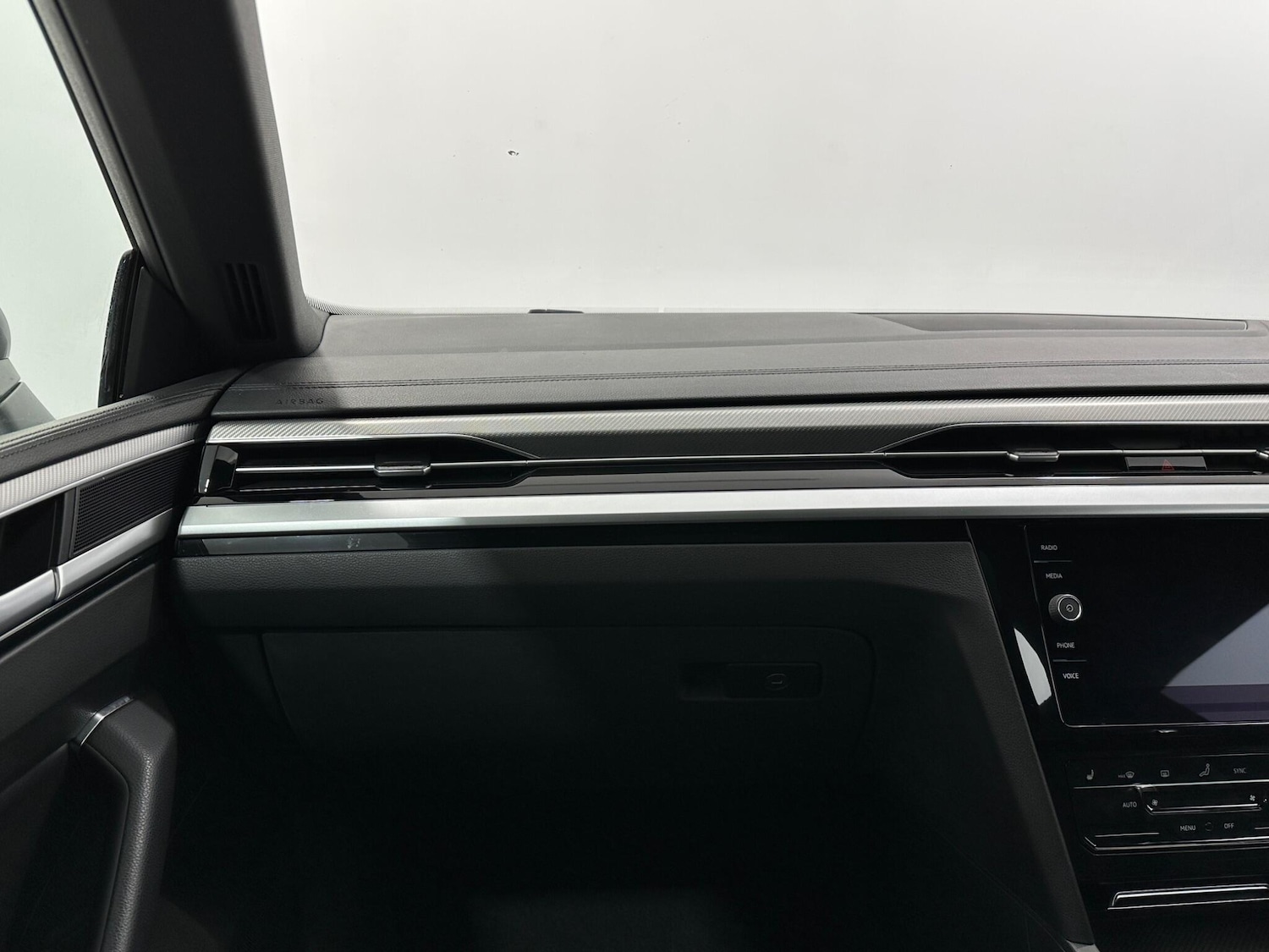 Used Volkswagen Arteon 2022 for sale - 77054030: Photo 28