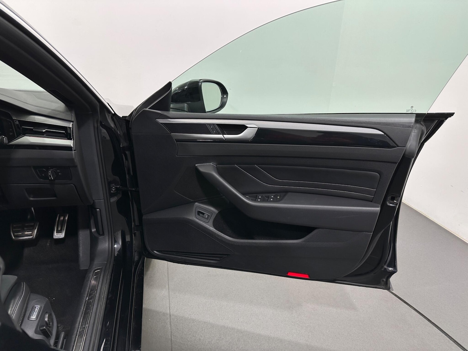 Used Volkswagen Arteon 2022 for sale - 77054030: Photo 33