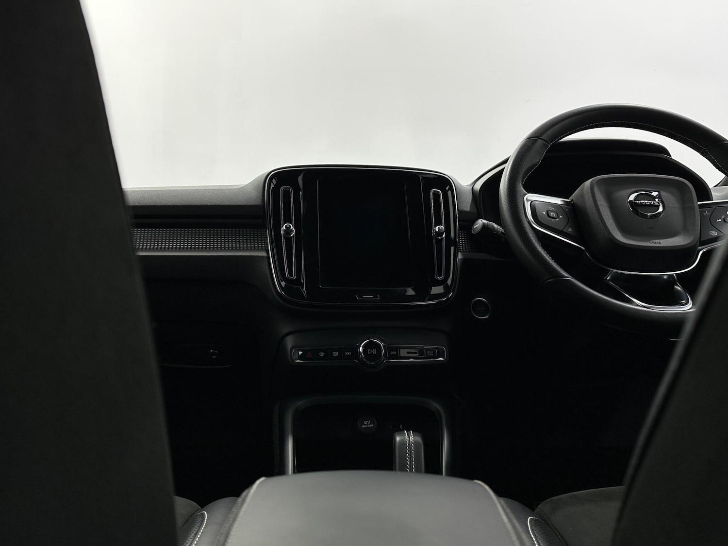 Used Volvo XC40 2021 for sale - 76878815: Photo 19