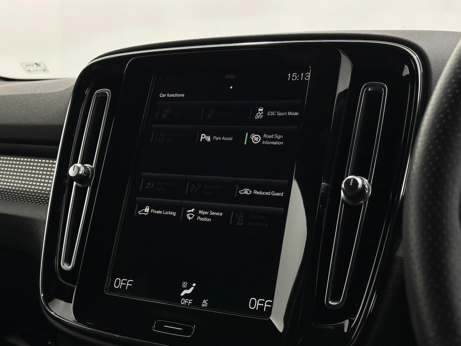 Used Volvo XC40 2021 for sale - 76878815: Photo 24