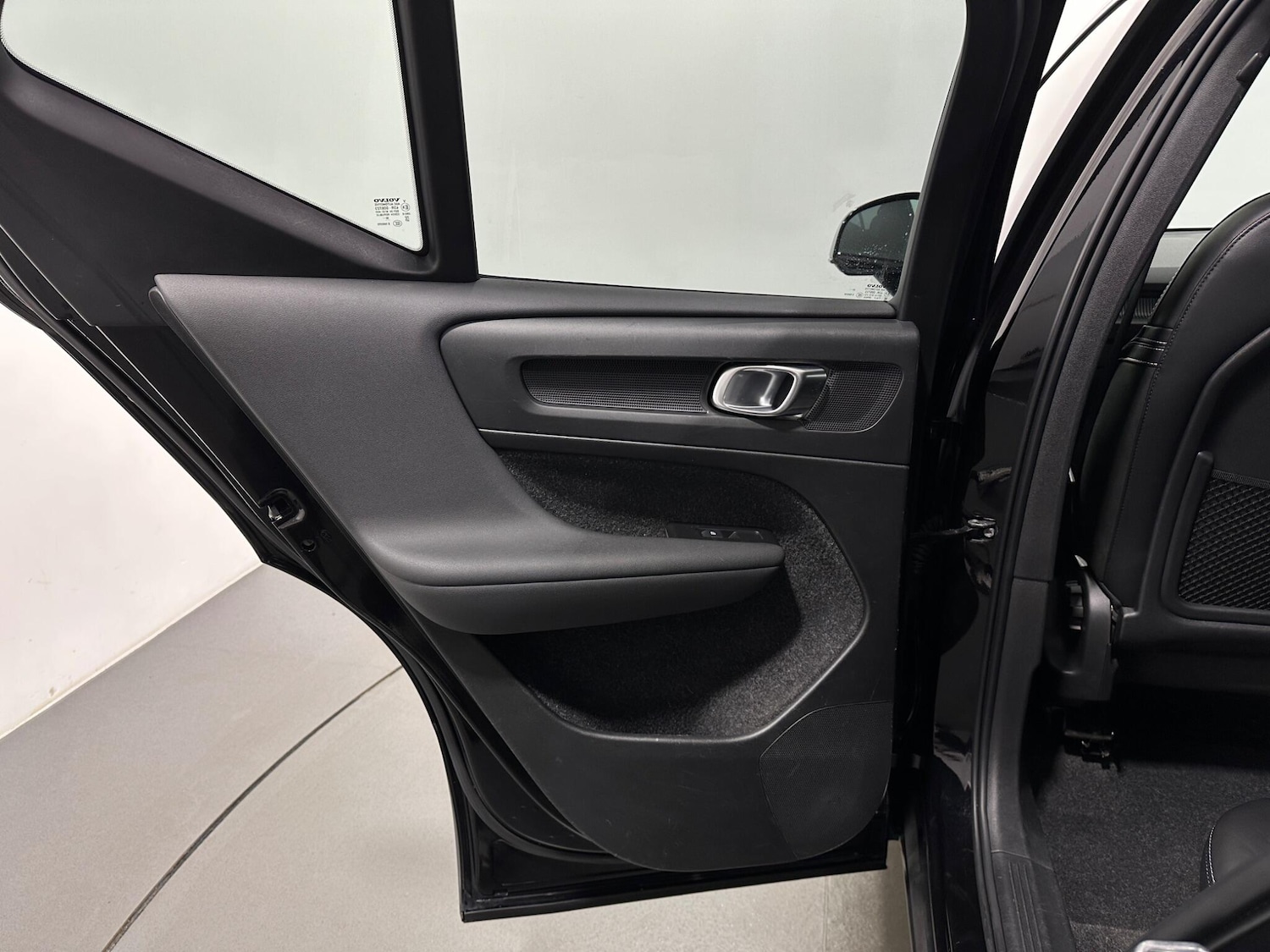 Used Volvo XC40 2021 for sale - 76878815: Photo 38