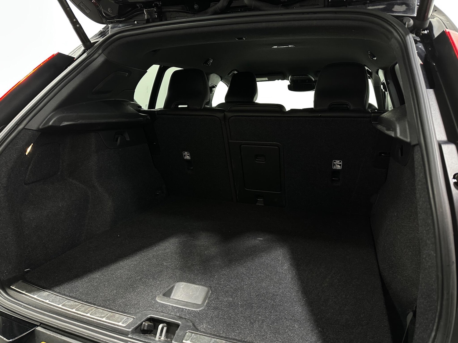 Used Volvo XC40 2021 for sale - 76878815: Photo 46