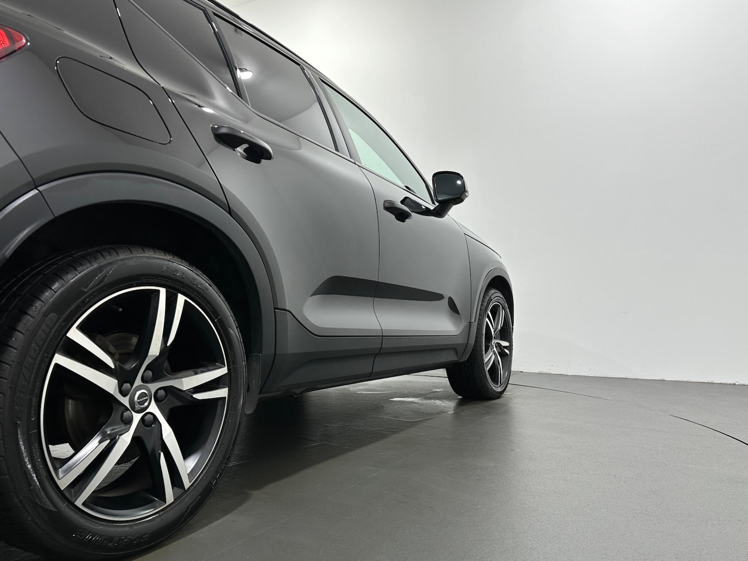 Used Volvo XC40 2021 for sale - 76878815: Photo 48