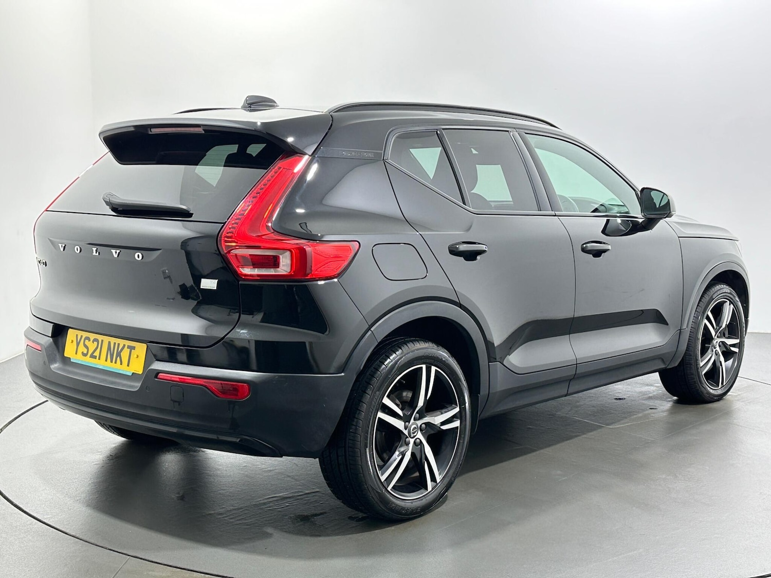 Used Volvo XC40 2021 for sale - 76878815: Photo 8