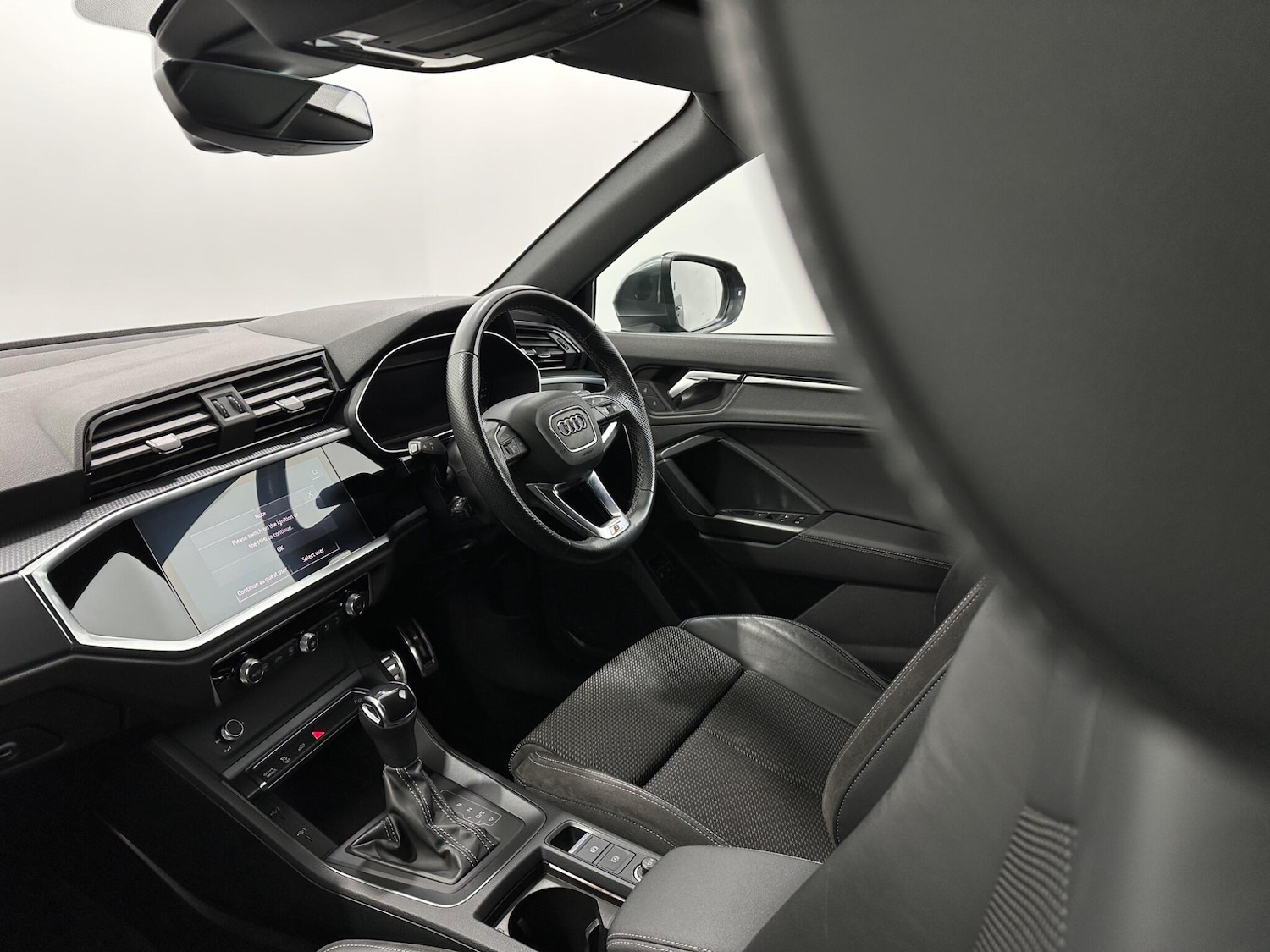 Used Audi Q3 2021 for sale - 77016119: Photo 28