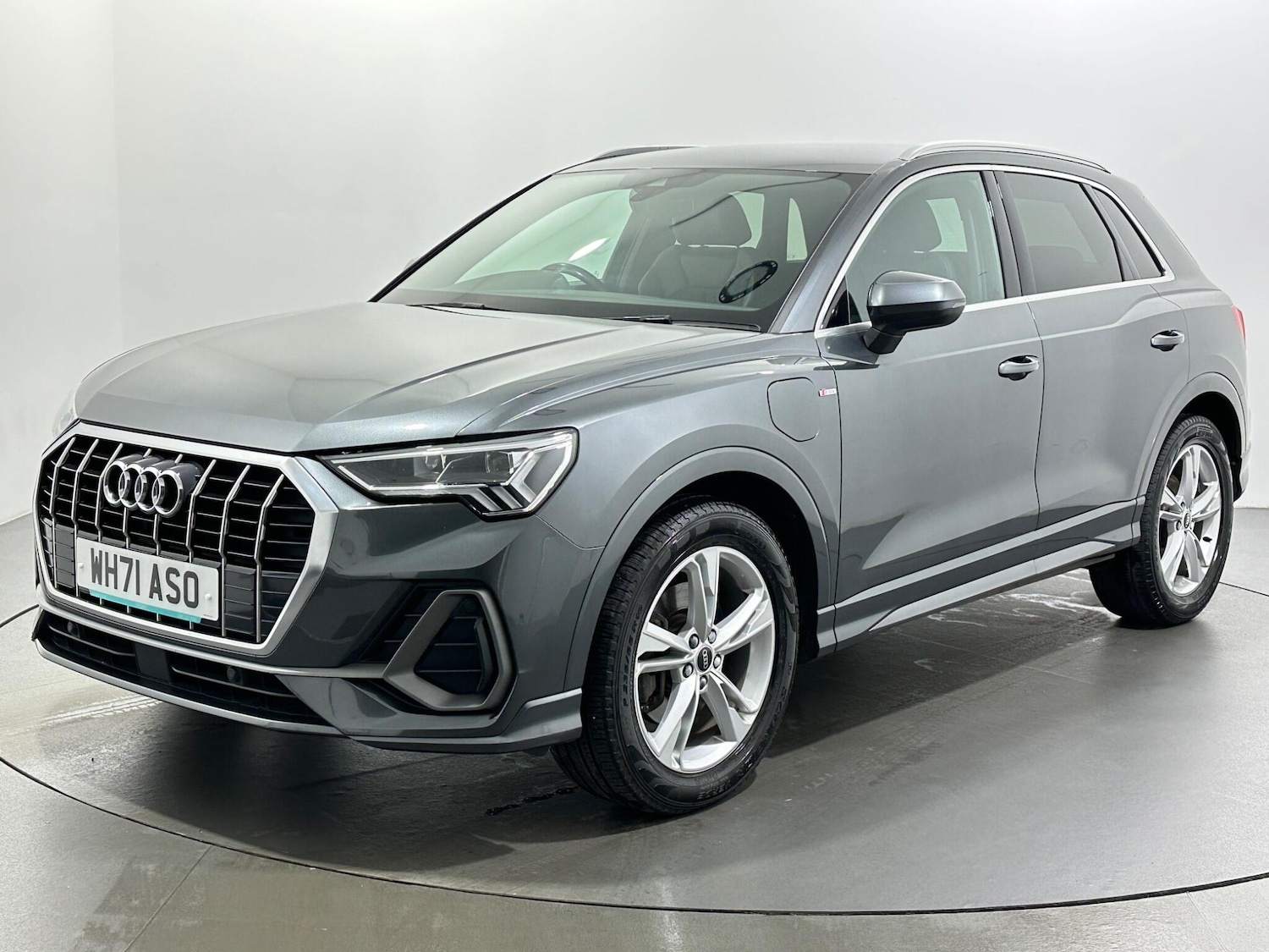 Used Audi Q3 2021 for sale - 77016119: Photo 4