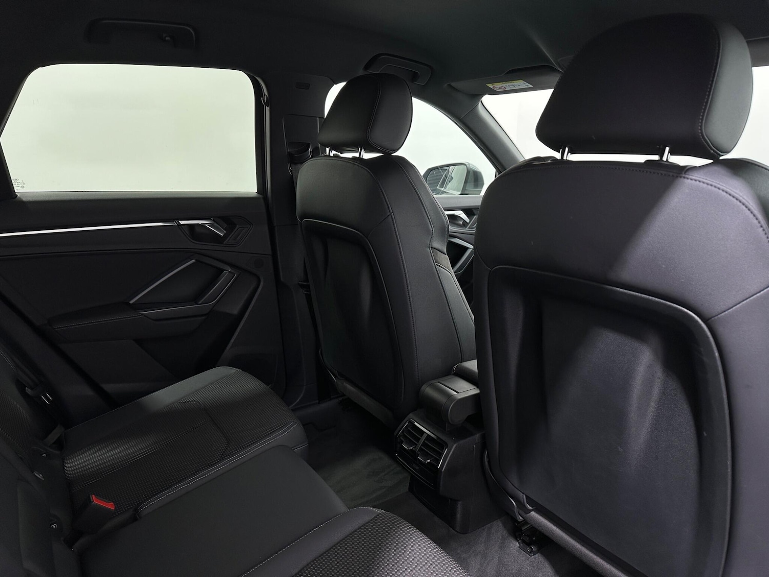 Used Audi Q3 2021 for sale - 77016119: Photo 40