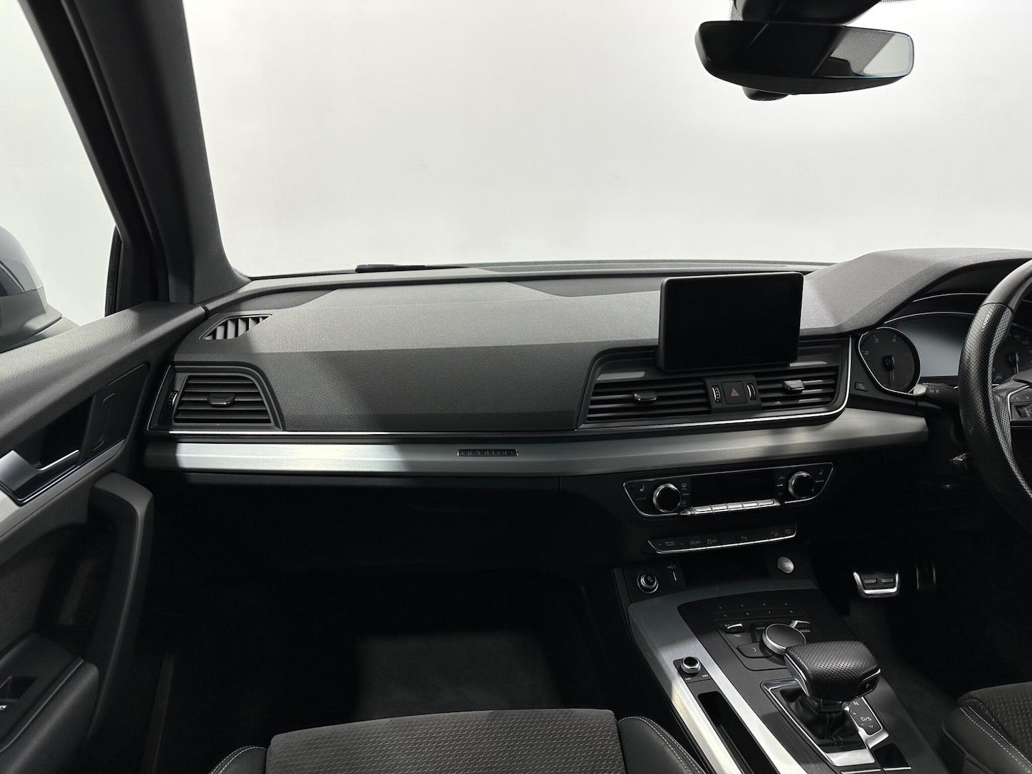 Used Audi Q5 2018 for sale - 76878951: Photo 28