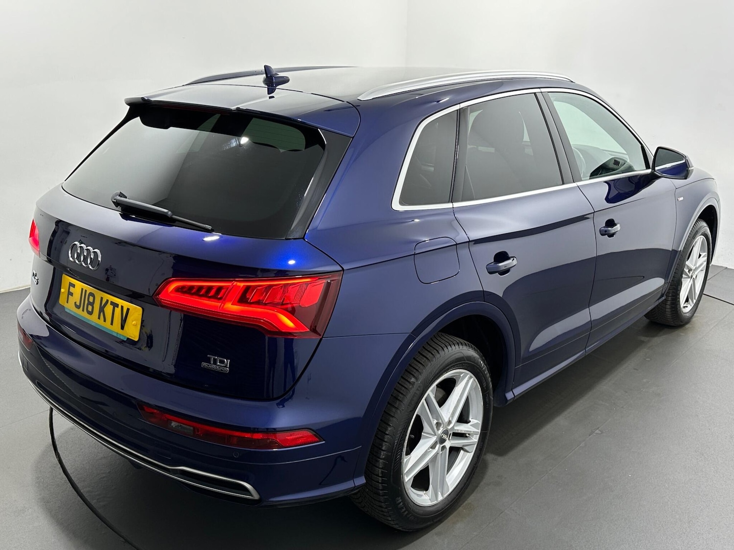 Used Audi Q5 2018 for sale - 76878951: Photo 50