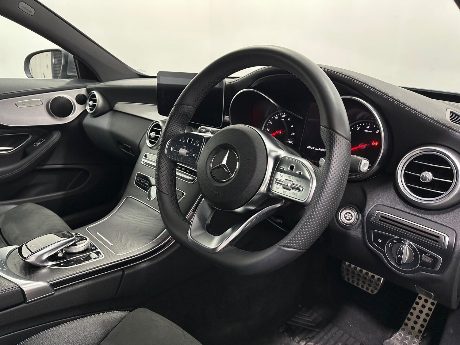 Used Mercedes-Benz C Class 2018 for sale - 78019505: Photo 11