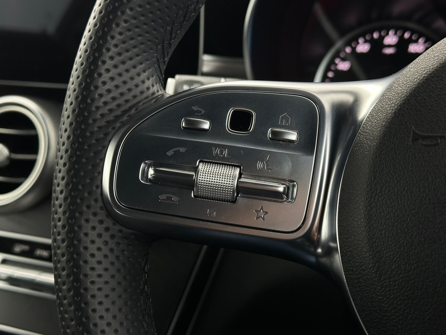 Used Mercedes-Benz C Class 2018 for sale - 78019505: Photo 14