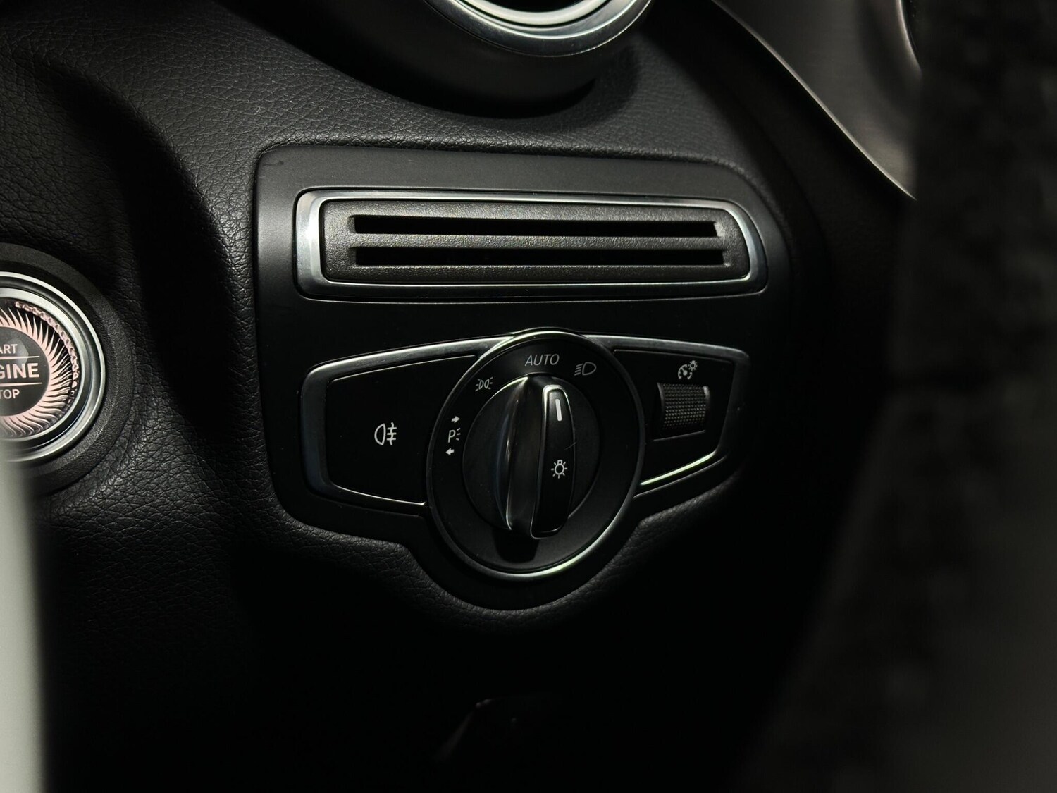 Used Mercedes-Benz C Class 2018 for sale - 78019505: Photo 17