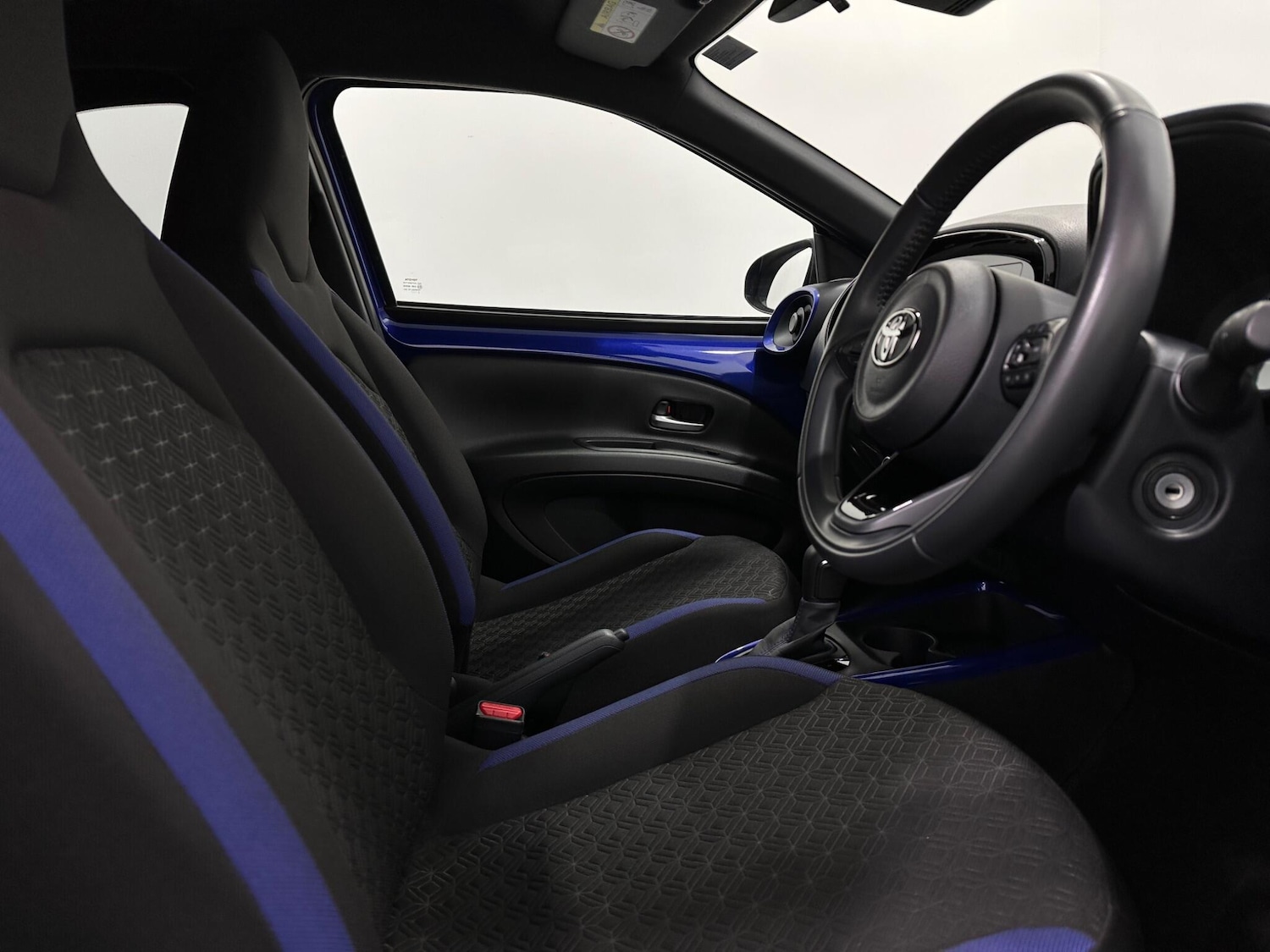 Used Toyota Aygo X for sale - 78006830: Photo 27